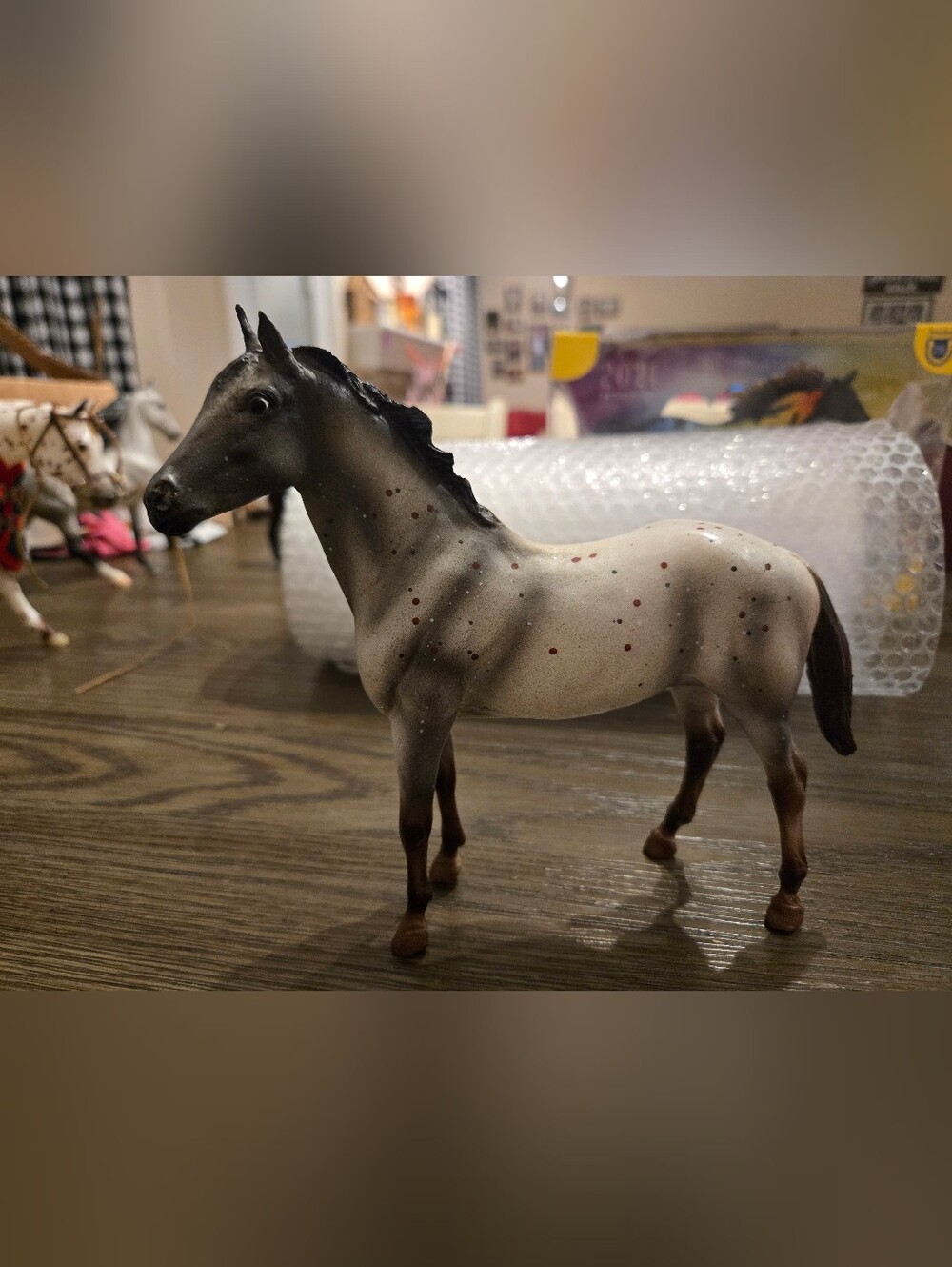 Breyer 2009 Wild Blue Roan Mustang